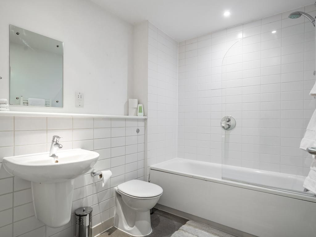 City Center Apartment Bedford Luaran gambar